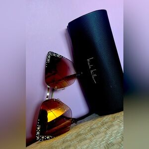 Nicole Miller Sunglasses and hard case super fun super glam
